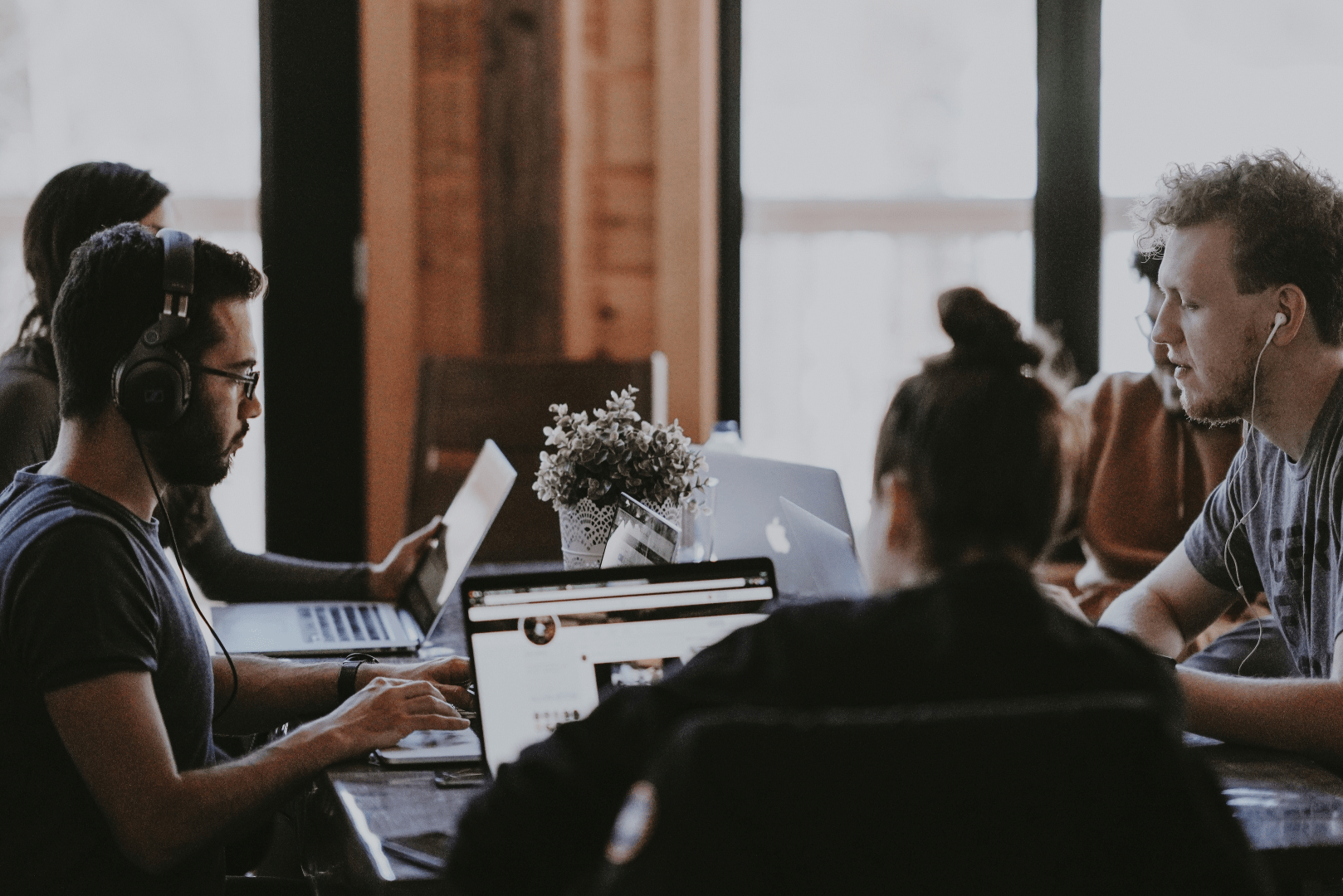 In this article, we'll explore how nearshore software development can help startups grow and scale while keeping costs low.